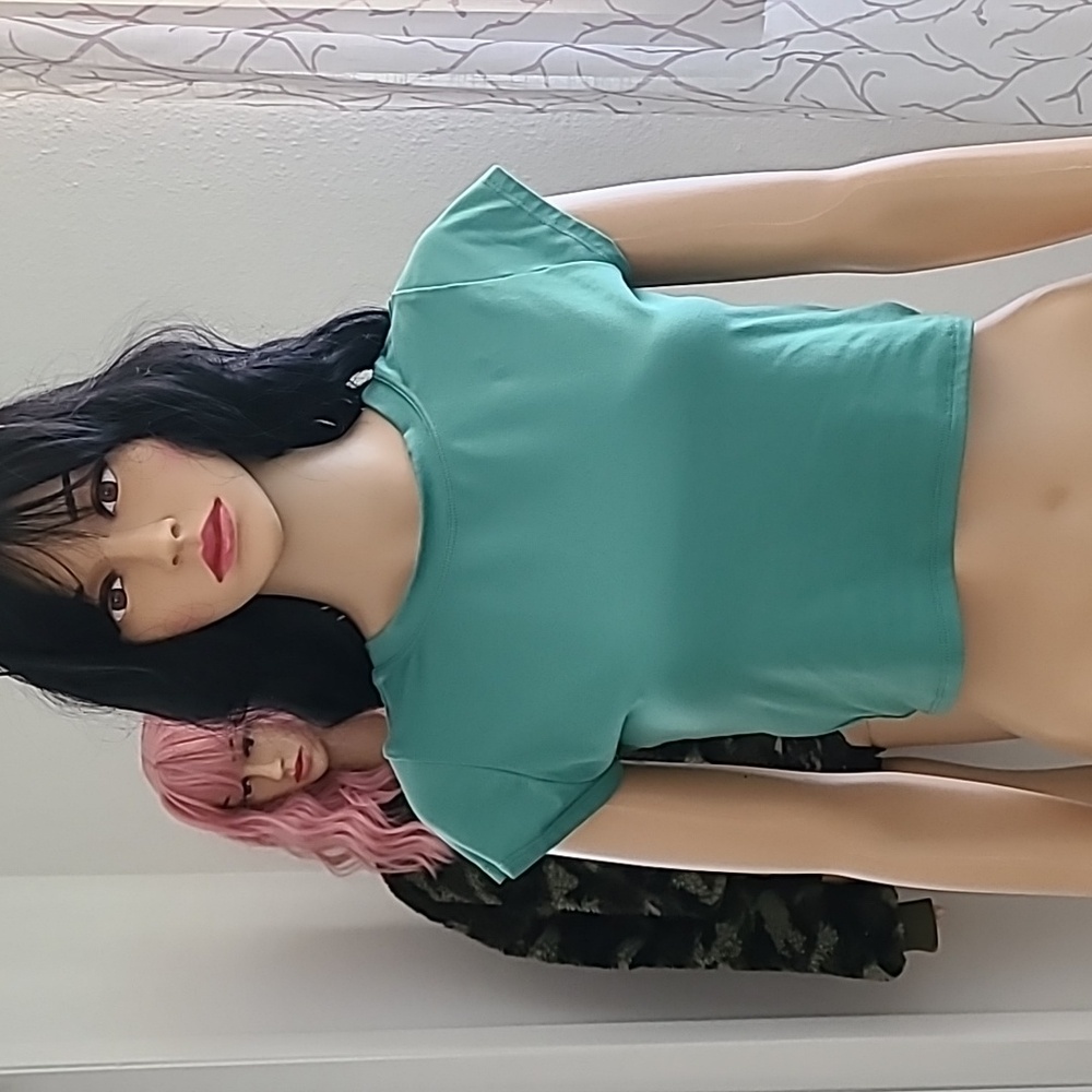 Bombshell Sportswear Green Fitted Crop Tee XL